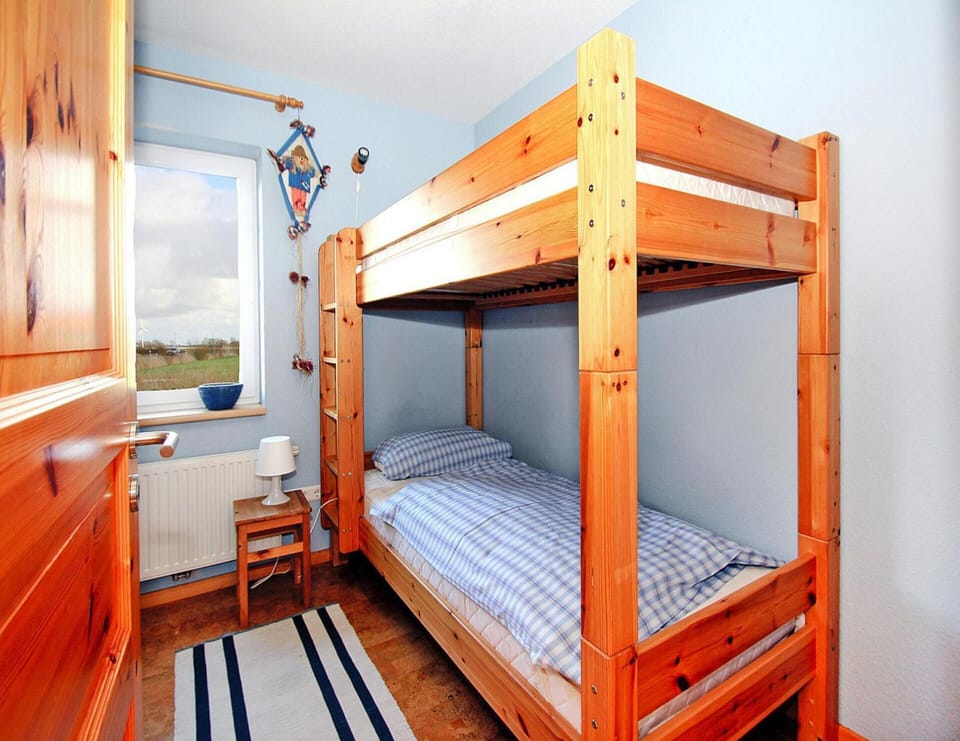 House | 4 bedrooms, individually furnished