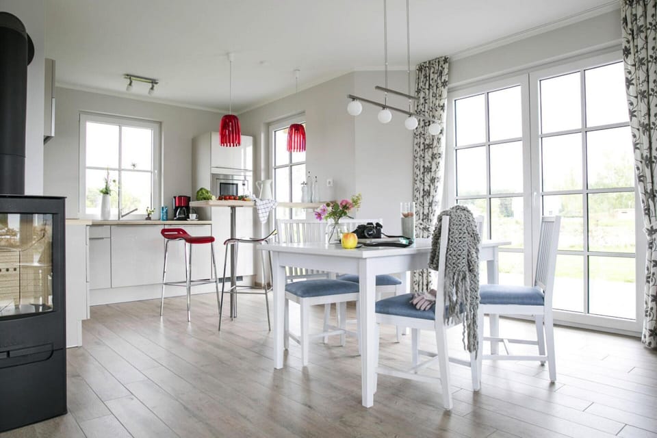 House | Dining