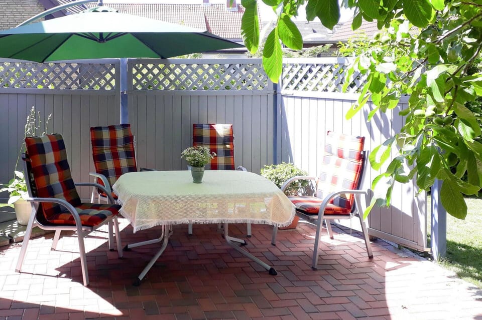 Apartment | Dining