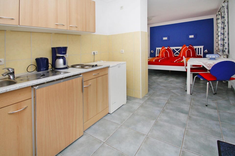 House | Private kitchen | Highchair