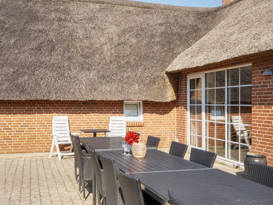 House | Dining