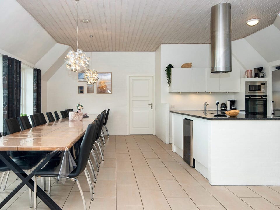 House | Private kitchen | Fridge, microwave, dishwasher