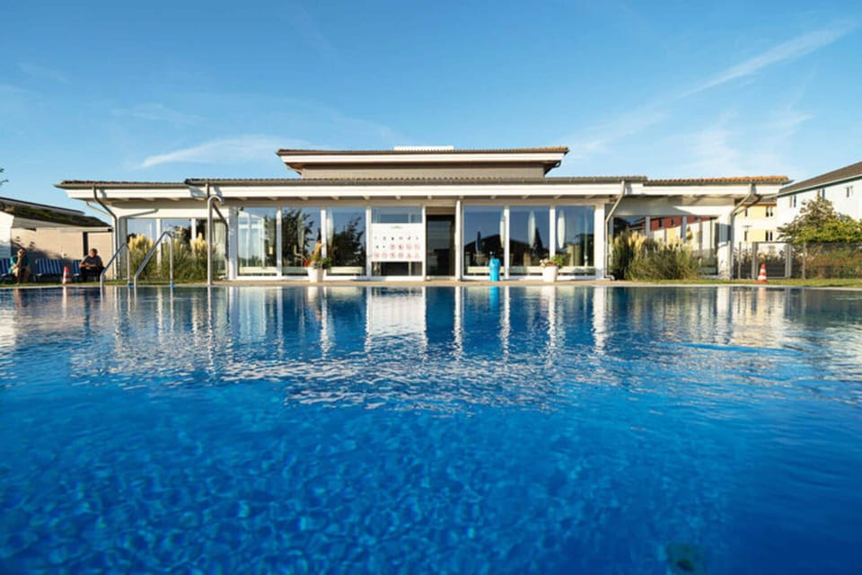 Apartment | Pool | Indoor pool, outdoor pool