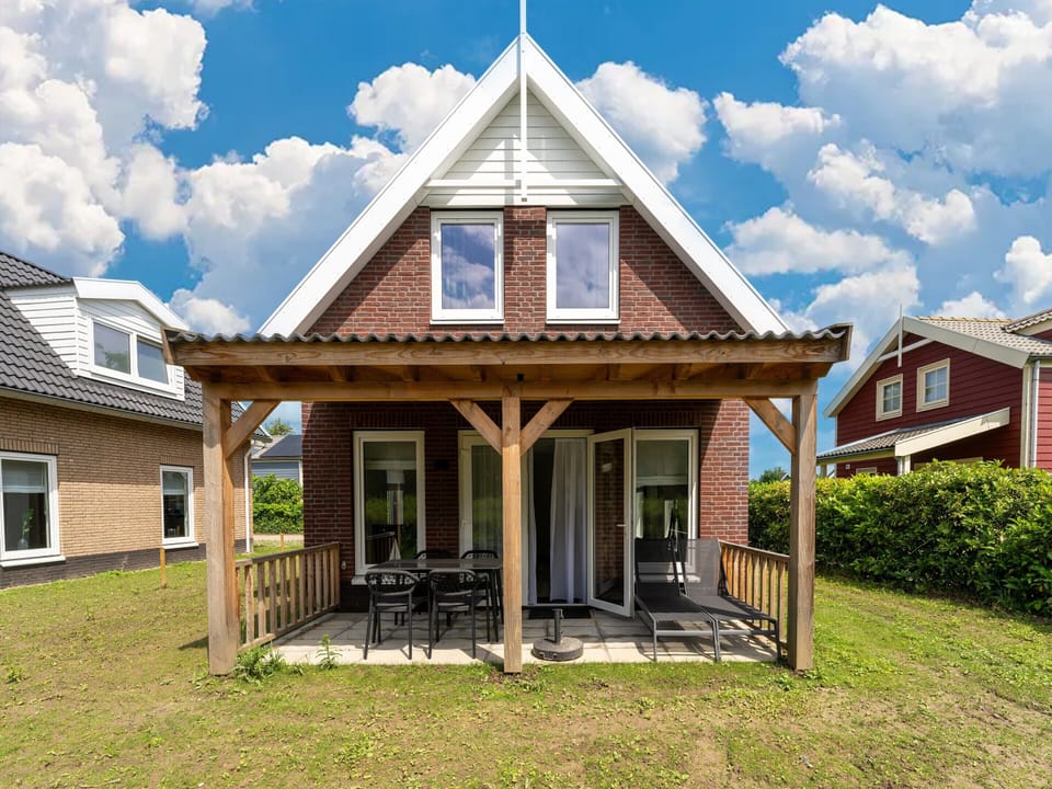House | Exterior