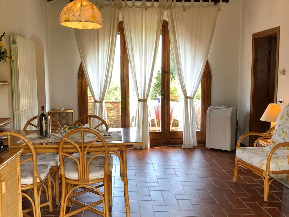 House | Dining