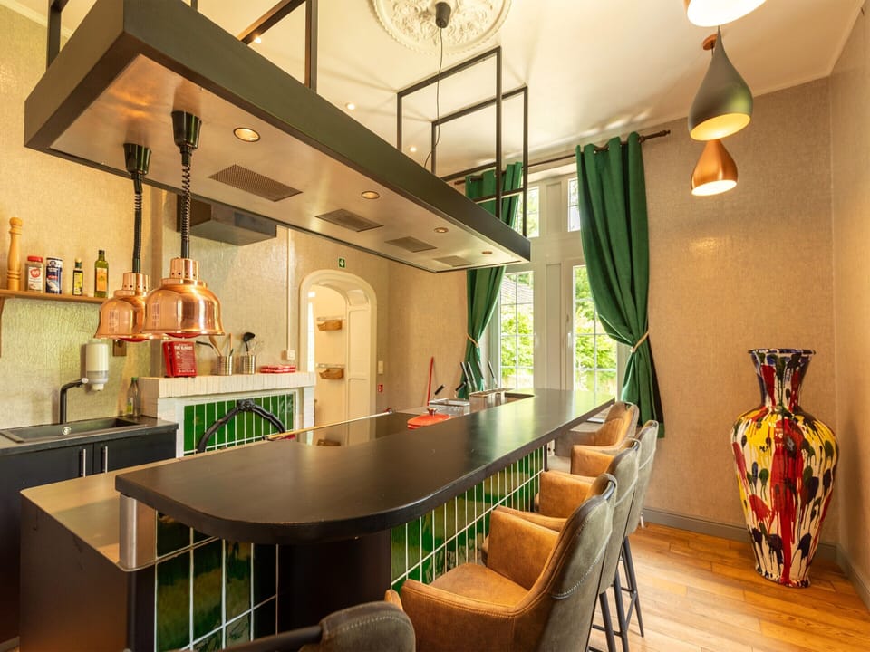Villa | Dining
