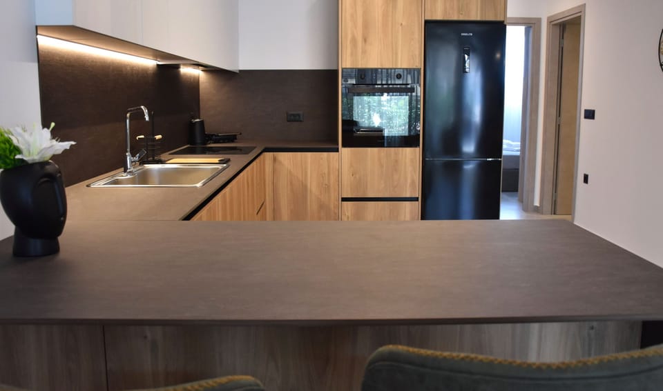 House, Smoking | Private kitchen