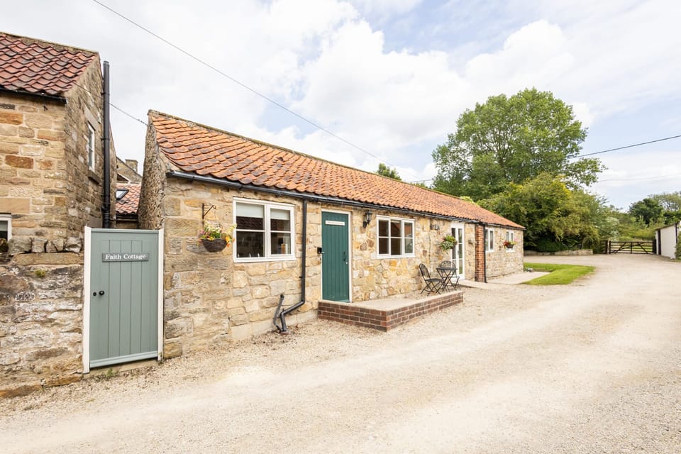 House | 3 bedrooms, iron/ironing board