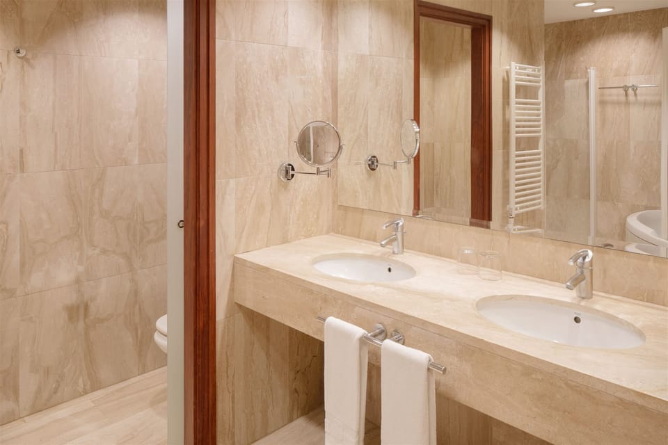Free toiletries, hair dryer, slippers, bidet