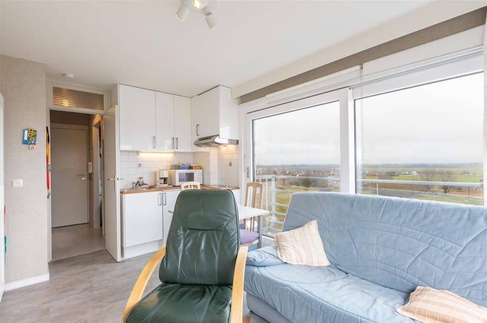 Apartment | Dining