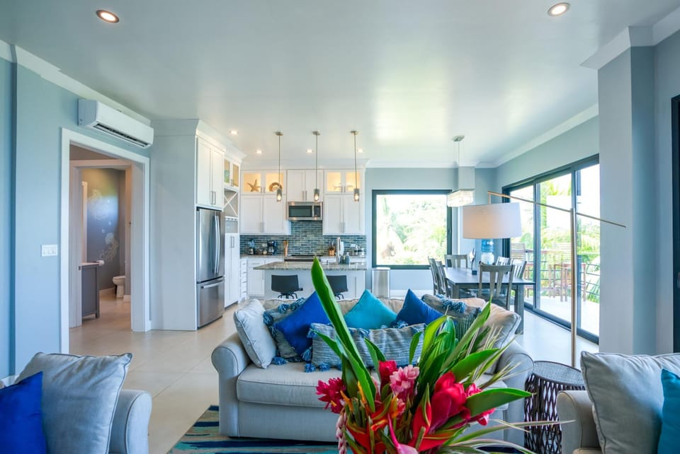 House | 8 bedrooms