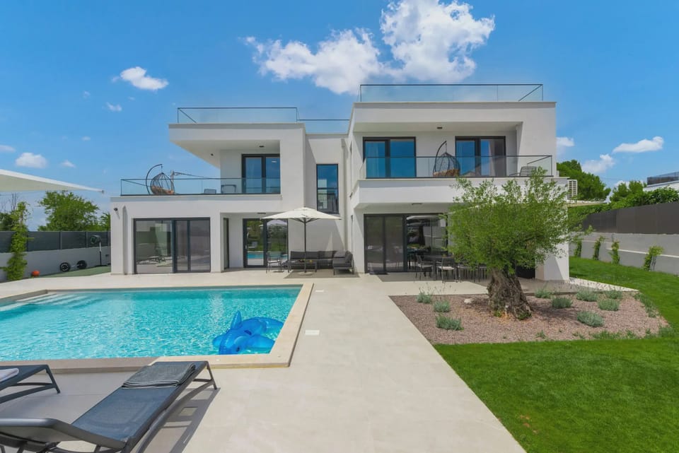 House | 4 bedrooms, soundproofing