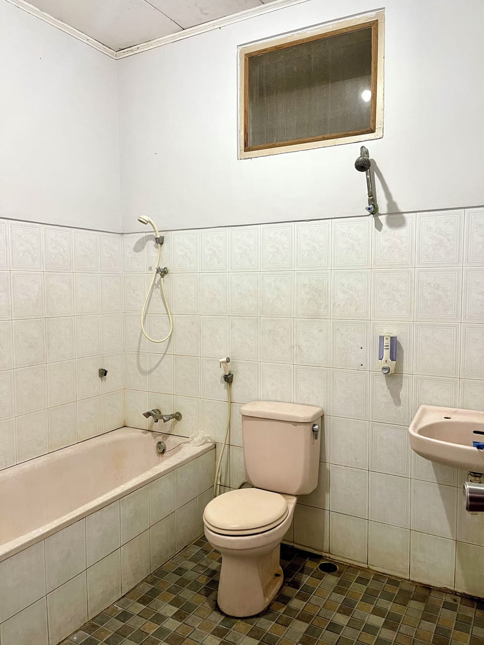 Family Room | Bathroom | Towels