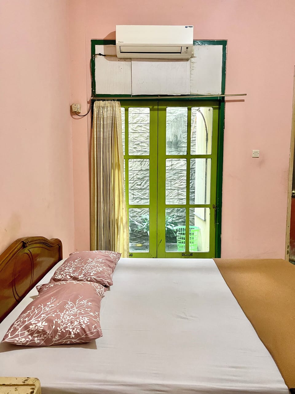 Standard Room | Bed sheets