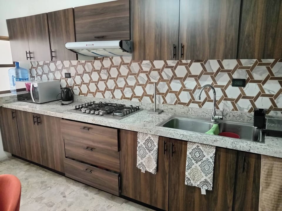 Room, 1 Bedroom, Accessible | Private kitchen