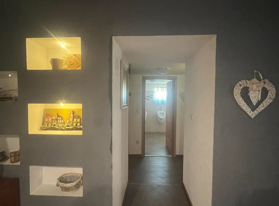 Eight Bedroom Villa with Private Pool | Living room | 32-inch flat-screen TV with cable channels