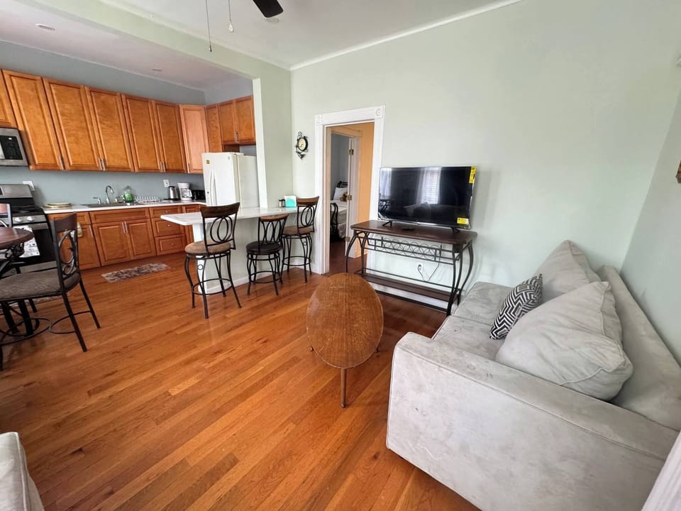 Apartment, 3 Bedrooms, Smoking, City View | Room amenity