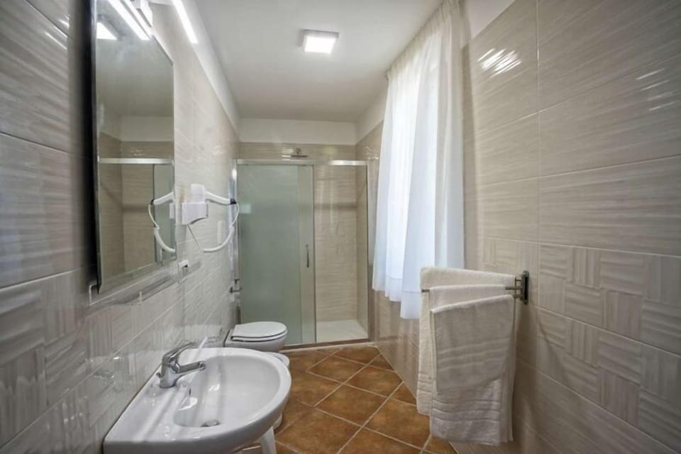 Double or Twin Room, Hill View | Bathroom | Shower, hair dryer, bidet, towels