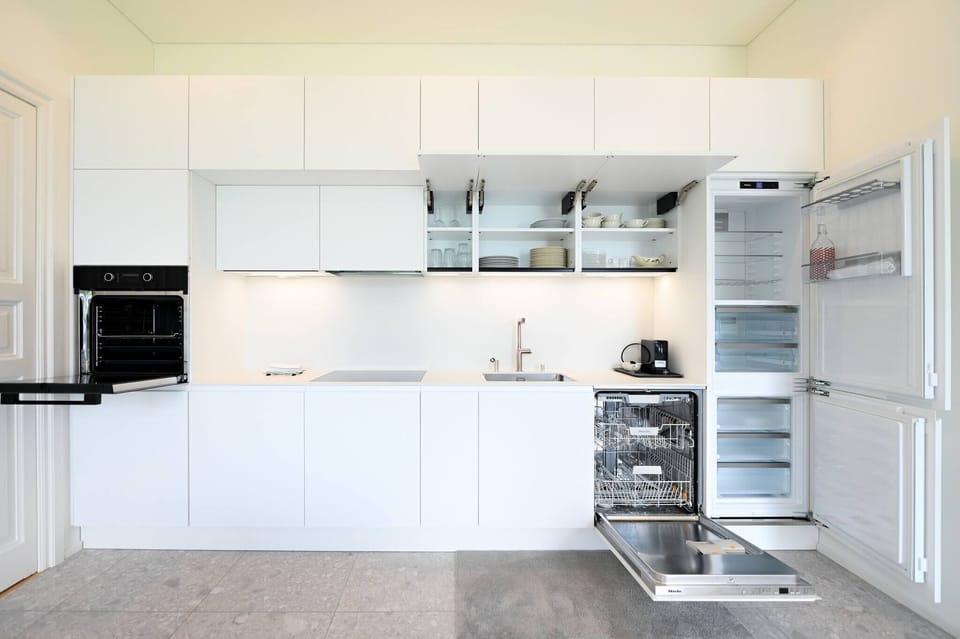 Apartment, 2 Bedrooms, Patio, Garden View | Interior