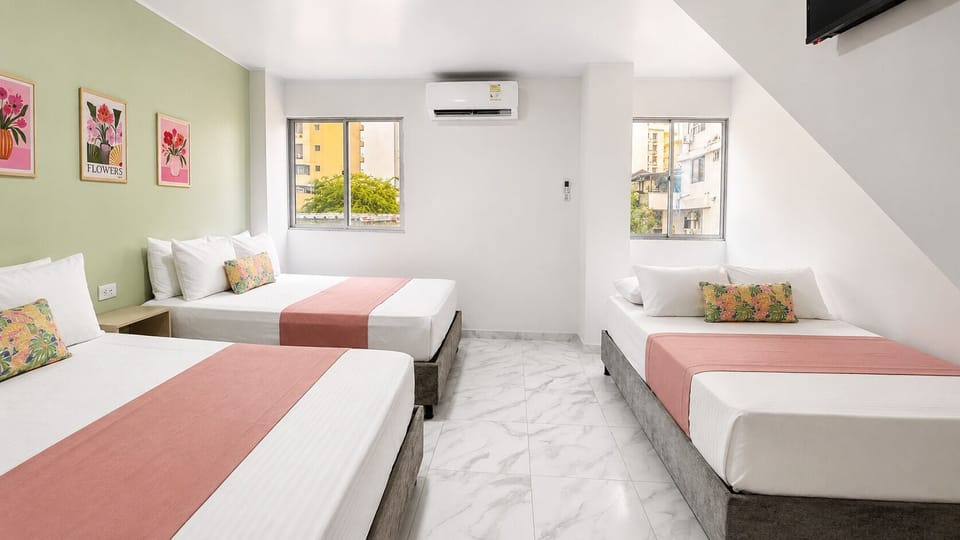 Family Room, Multiple Beds, Non Smoking, Private Bathroom | WiFi (free)