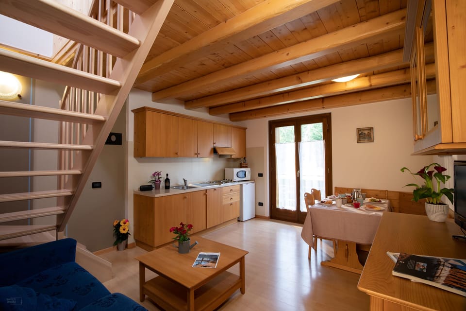 Exclusive Chalet | Down comforters, minibar, in-room safe, desk