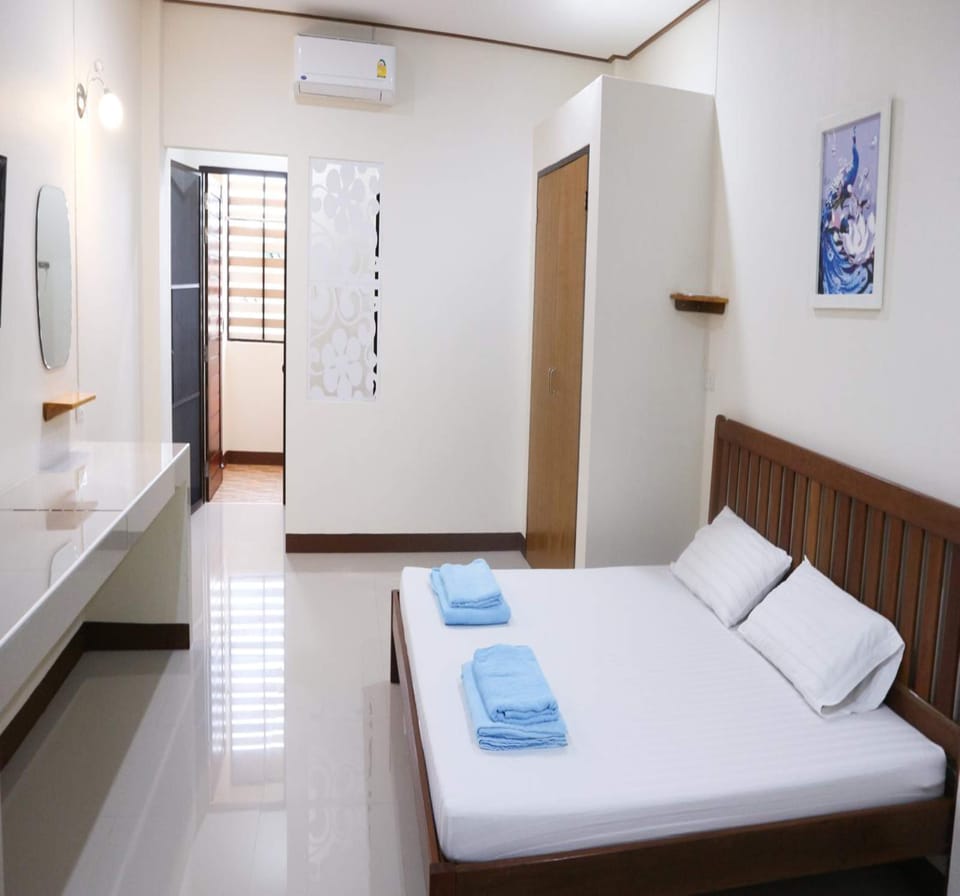 Superior Double Room | Bed sheets