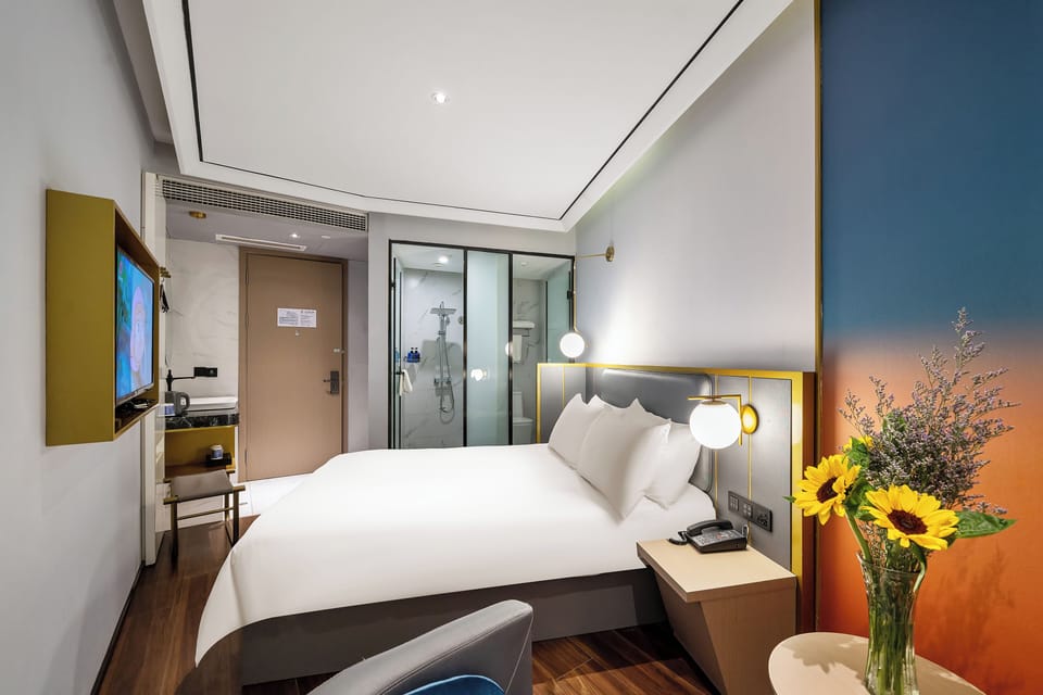 Premium bedding, memory foam beds, iron/ironing board, free WiFi