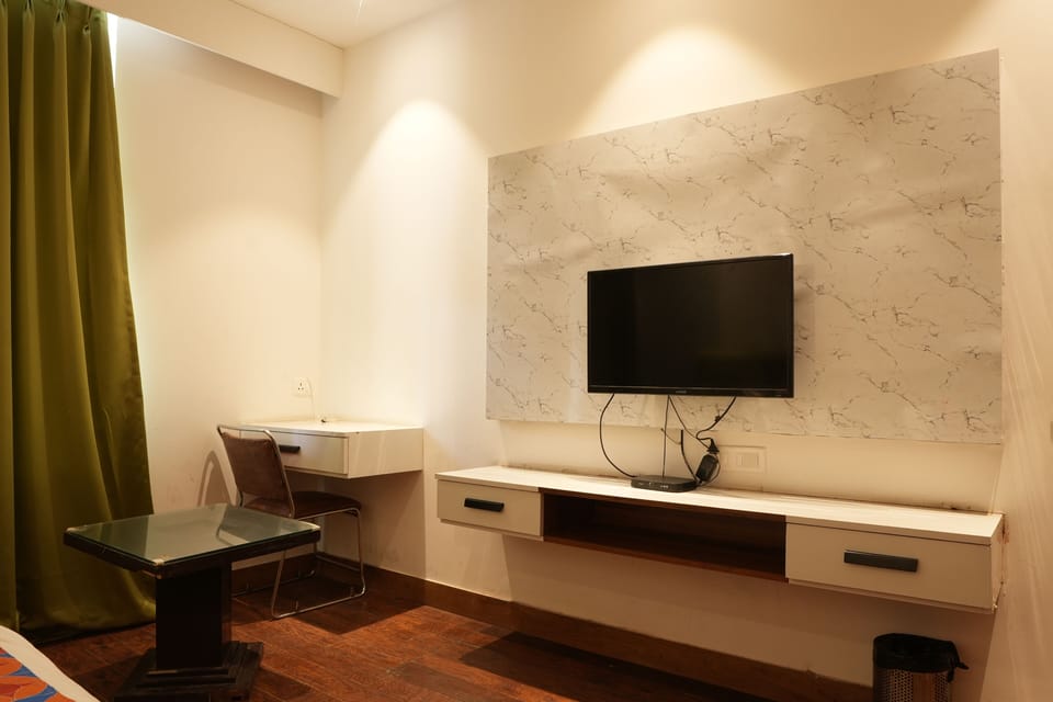 Premium bedding, individually furnished, desk, laptop workspace