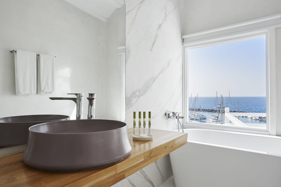 Suite, Sea View (Notos) | Bathroom sink