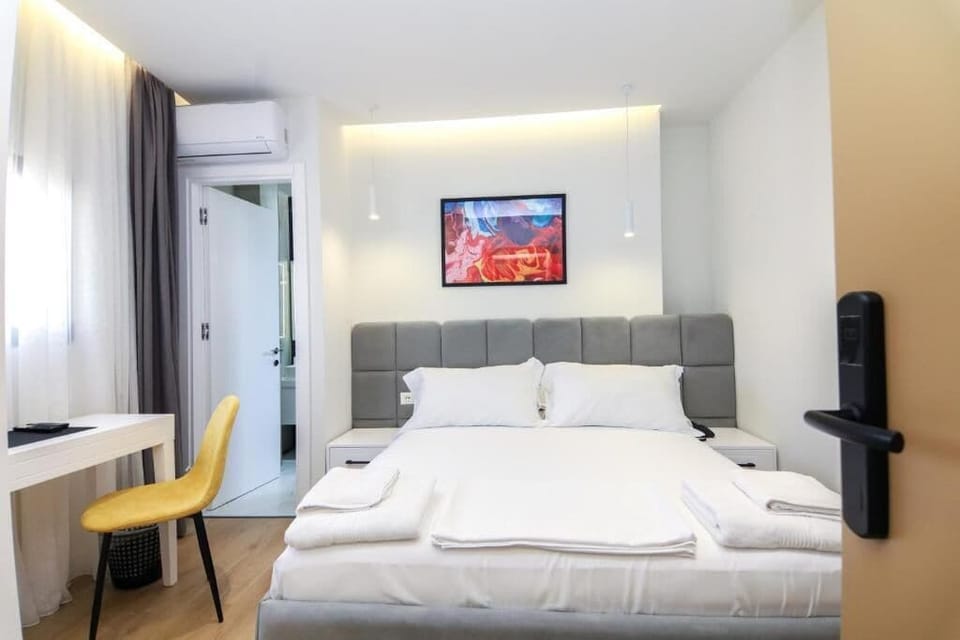 Standard Double Room | Desk, soundproofing, free WiFi