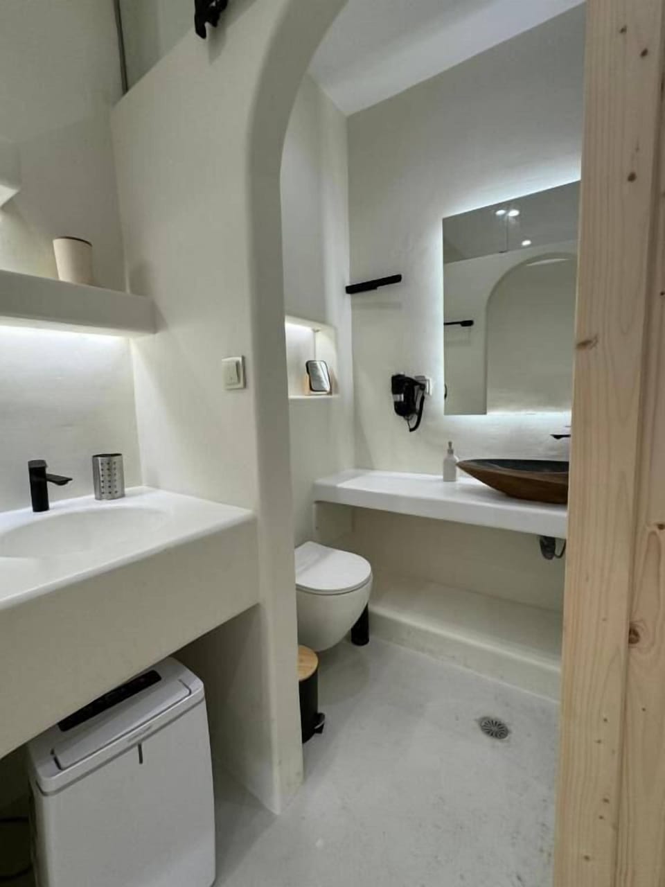 Apartment | Bathroom | Hair dryer