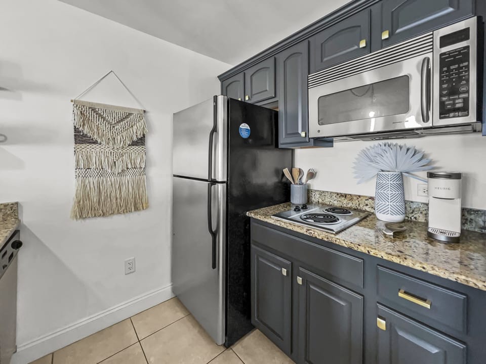 Condo, 1 Bedroom | Private kitchen | Fridge, coffee/tea maker, toaster