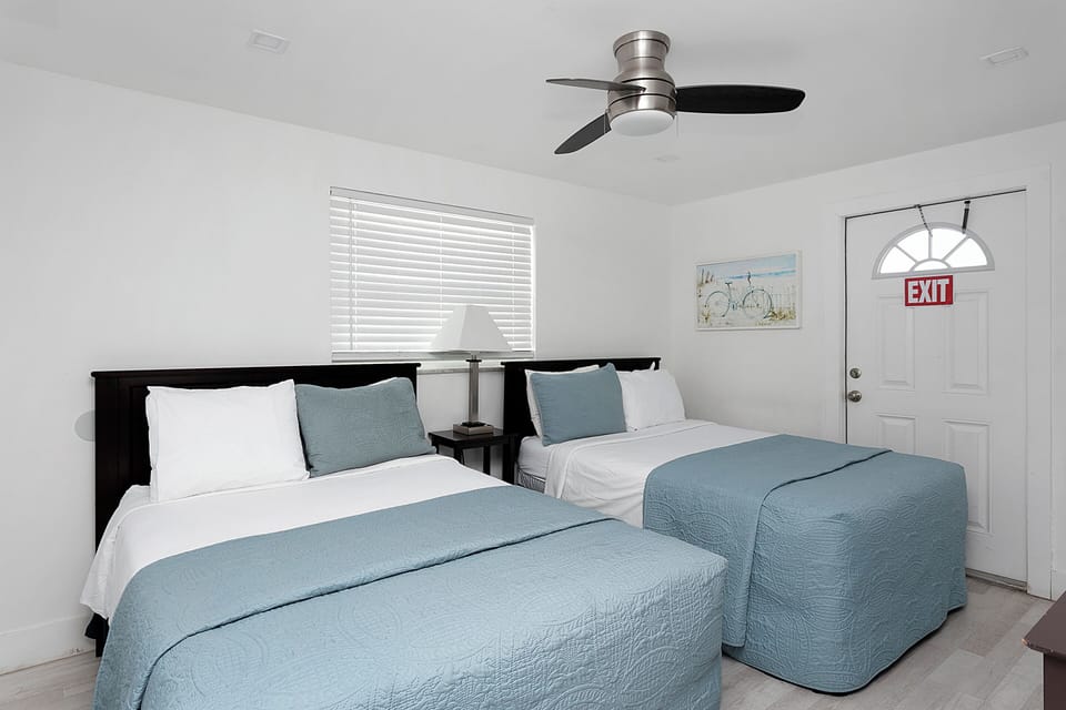 Classic Apartment | Iron/ironing board, WiFi (free)