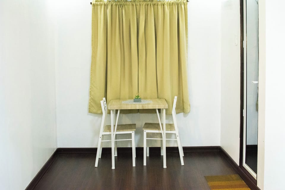 Standard Room | Free WiFi, bed sheets
