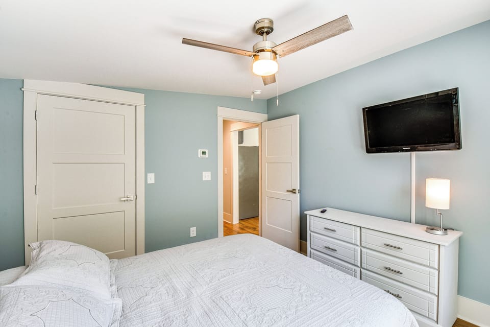 Apartment (1 Bedroom) | Interior