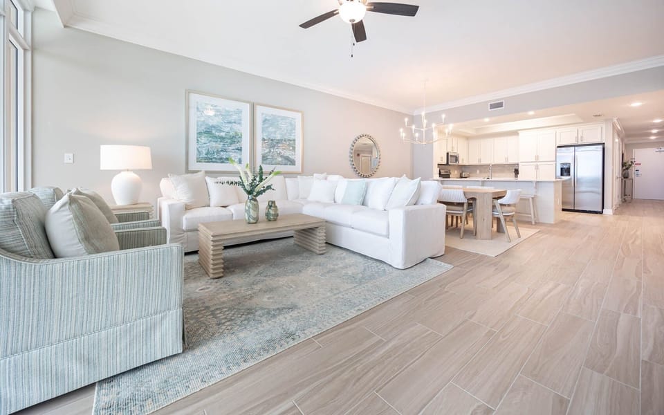 Condo, 3 Bedrooms | Living area