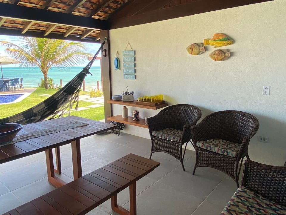 Villa | Dining