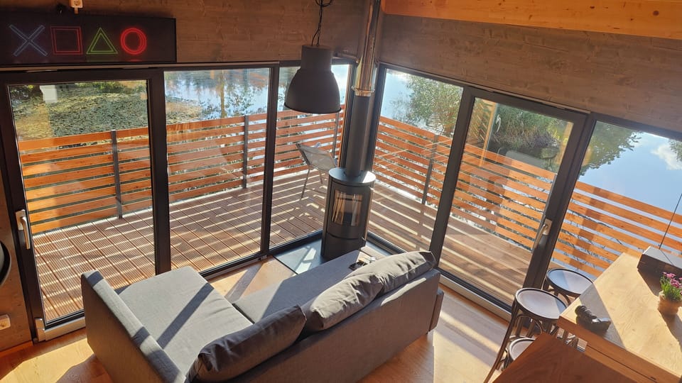 TinyHousebeiDresden spektakuläres Häuschen auf Stelzen im Pferdeteich - Nähe Sächsische Schweiz | Terrace/patio