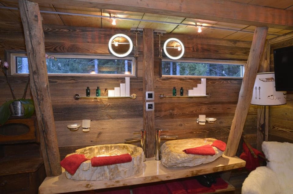 Rainfall showerhead, hair dryer, bathrobes, slippers