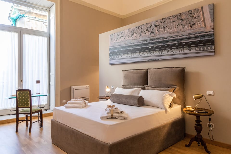 1 bedroom, Frette Italian sheets, premium bedding, down comforters
