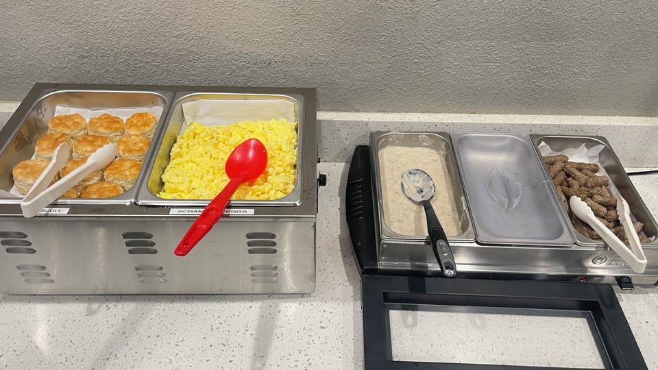 Free daily continental breakfast