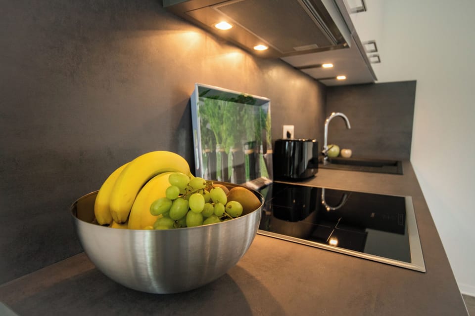 House | Private kitchen | Full-size fridge, microwave, oven, stovetop