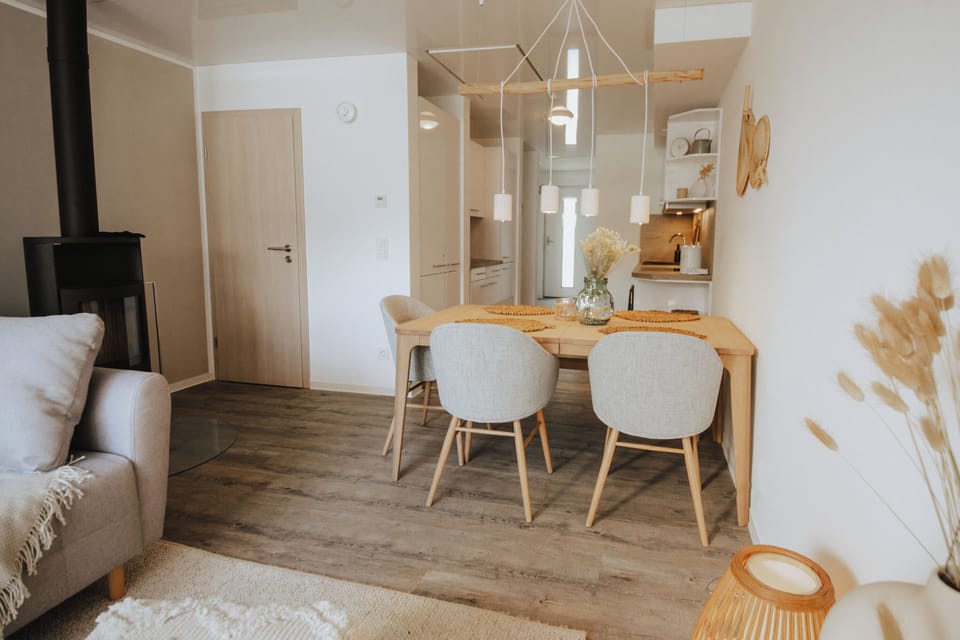 Design House | In-room dining