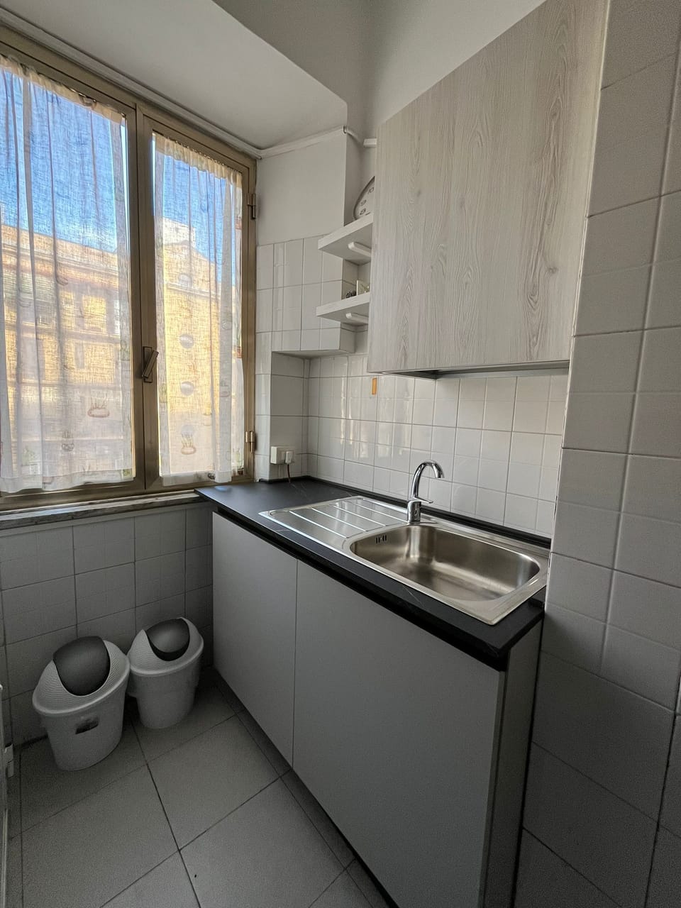 Apartment, Kitchen | Private kitchen | Eco-friendly cleaning products, freezer, paper towels