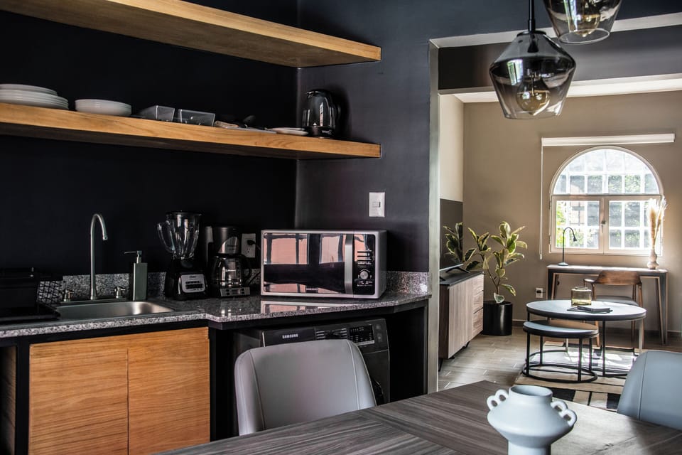 Family Apartment | Private kitchen | Fridge, microwave, oven, stovetop