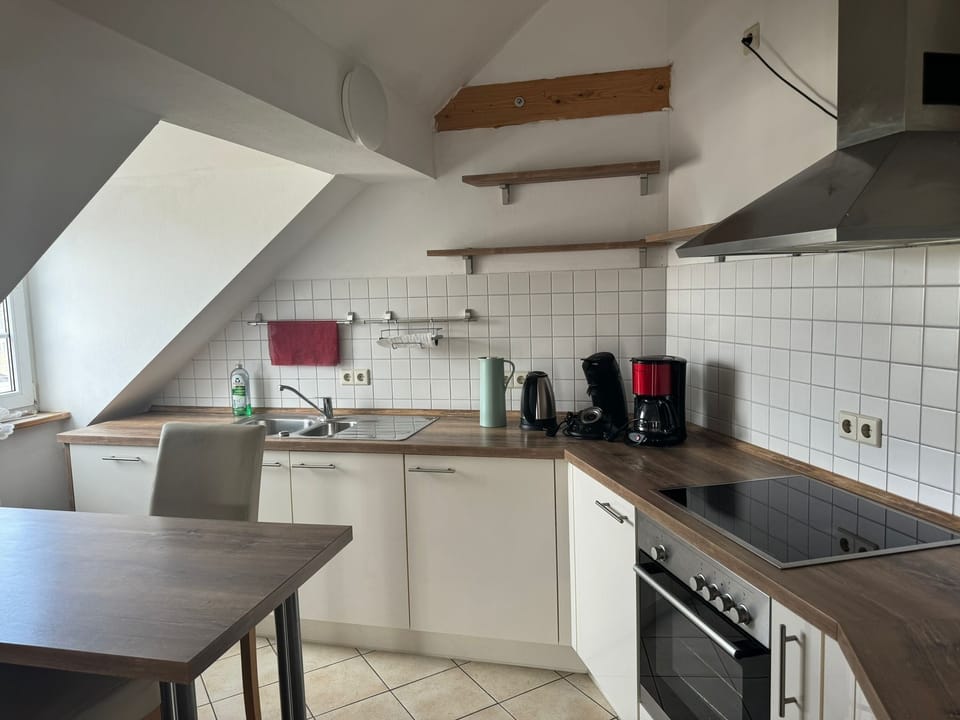 Classic Condo, 4 Bedrooms, Courtyard View | 4 bedrooms, free WiFi