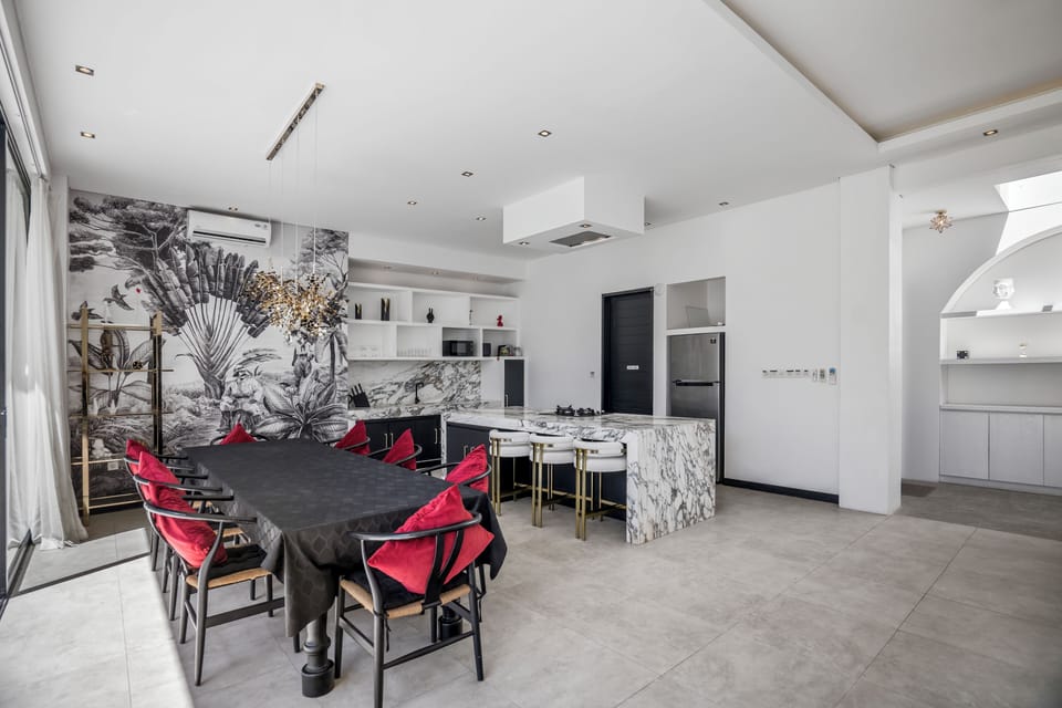 Deluxe Villa, 3 Bedrooms, Patio | Private kitchen | Fridge, microwave, oven, stovetop