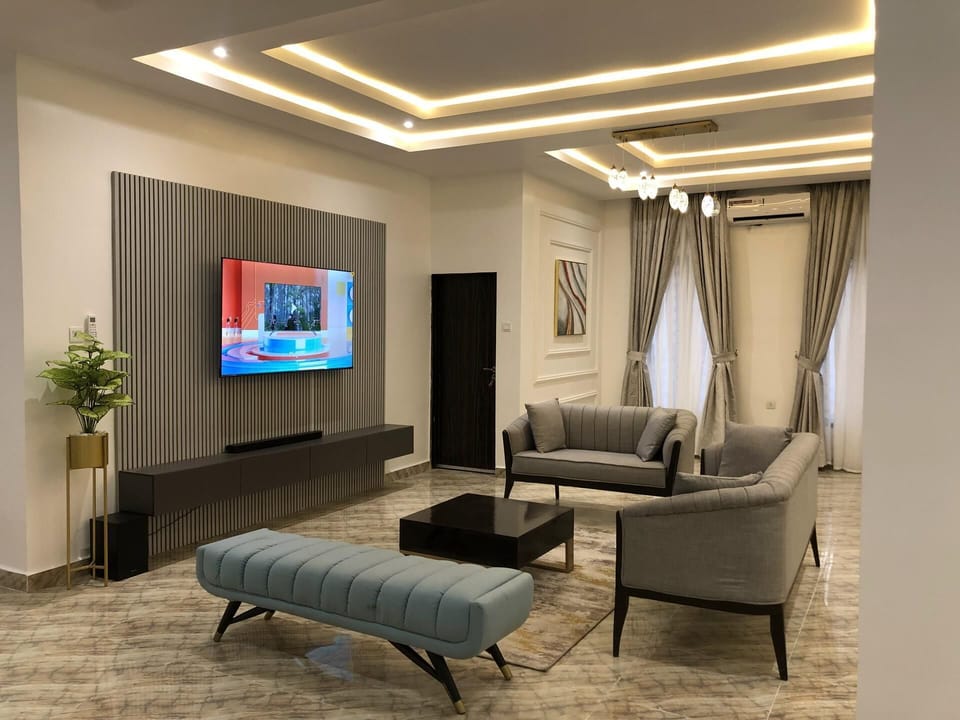 House | Living area | TV