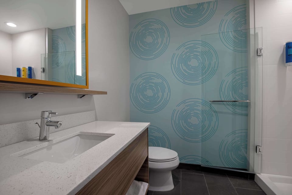 Bathroom shower