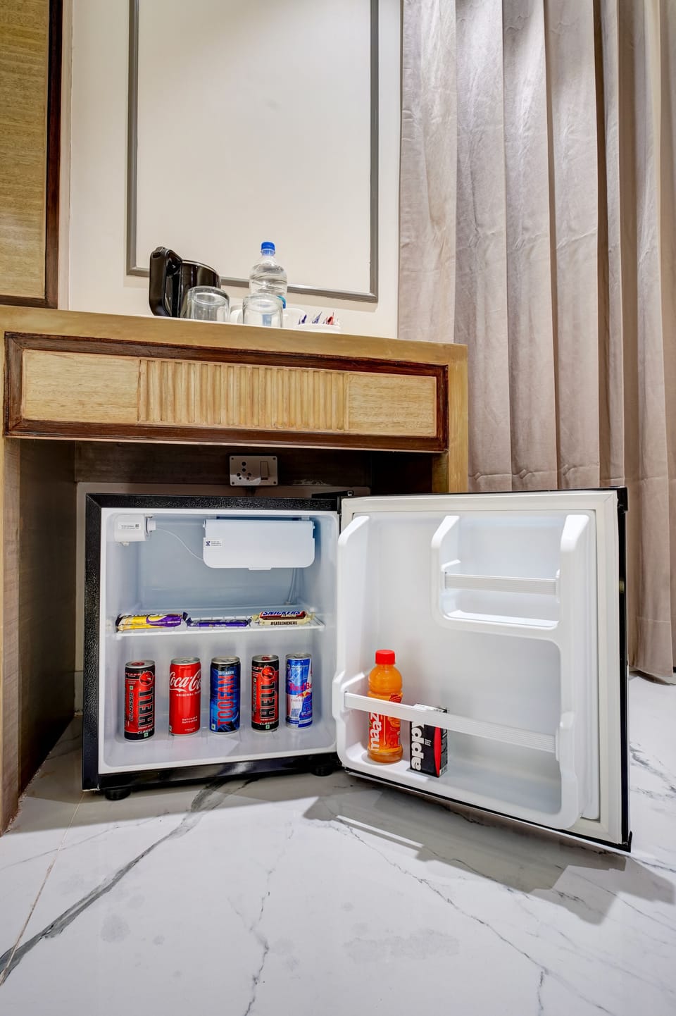 Executive Suite with Window | Minibar